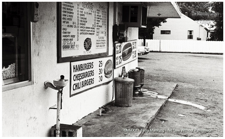 Hamburgers 25¢ 1968